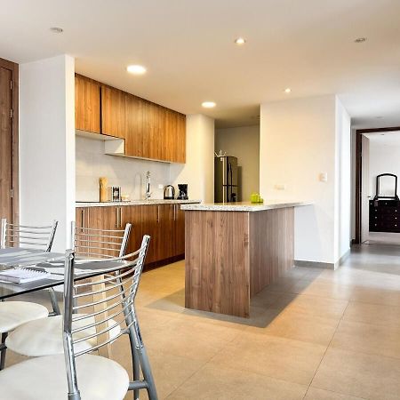 Urban Getaway With City View With Garage Cuenca Ngoại thất bức ảnh