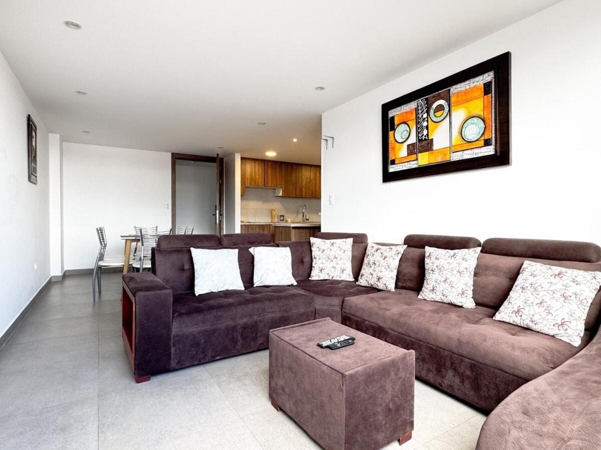 Urban Getaway With City View With Garage Cuenca Ngoại thất bức ảnh
